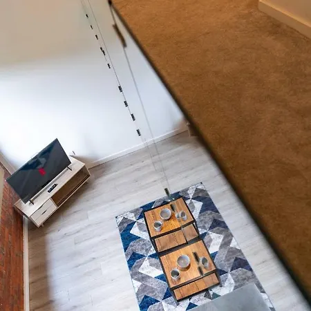 K Suites - 331 Conditioning House Holiday home *
